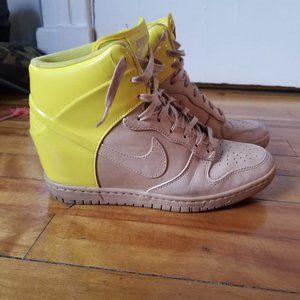 Women’s Nike Dunk high sky size 9 tan & neon yello
